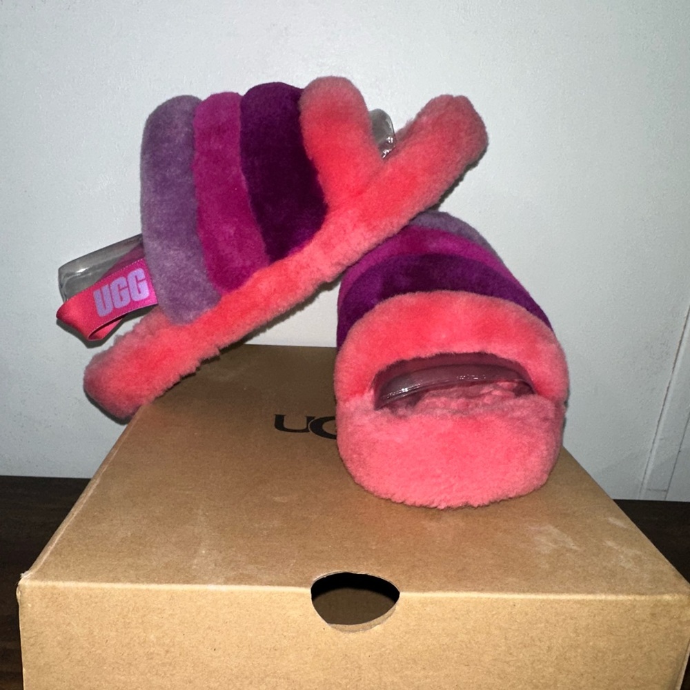 UGG Fluff Slide - Picture 2 of 4